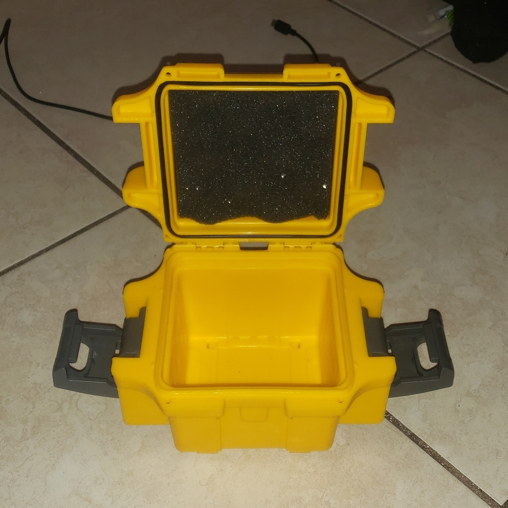 Invicta Watch Box Set - Picture 5 of 5